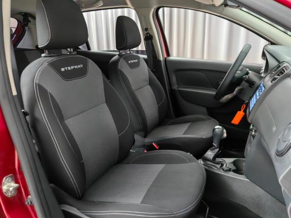 Renault Sandero II Рестайлинг с пробегом 2022 года, цена 1 435 000 рублей, 46398 км, хэтчбек, Автокод Объявления