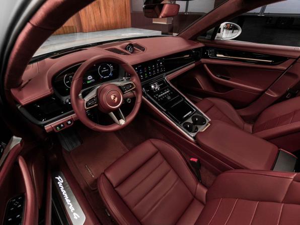 Porsche Panamera III с пробегом 2024 года, цена 23 000 000 рублей, 3692 км, лифтбек, Автокод Объявления