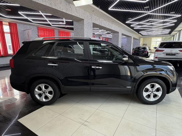 Kia Sorento II Рестайлинг с пробегом 2014 года, цена 2 145 000 рублей, 87000 км, внедорожник, Автокод Объявления