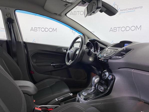 Ford Fiesta Mk6 Рестайлинг с пробегом 2016 года, цена 835 000 рублей, 134784 км, хэтчбек, Автокод Объявления