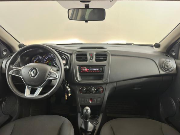 Renault Logan II Рестайлинг с пробегом 2018 года, цена 710 000 рублей, 194267 км, седан, Автокод Объявления