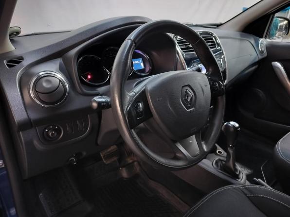 Renault Sandero II с пробегом 2015 года, цена 780 000 рублей, 66000 км, хэтчбек, Автокод Объявления