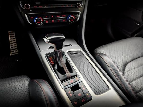 Kia Optima IV с пробегом 2017 года, цена 2 000 000 рублей, 133330 км, седан, Автокод Объявления