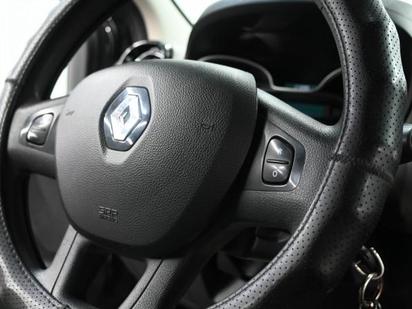 Renault Trafic III с пробегом 2015 года, цена 2 199 900 рублей, 216000 км, минивэн, Автокод Объявления