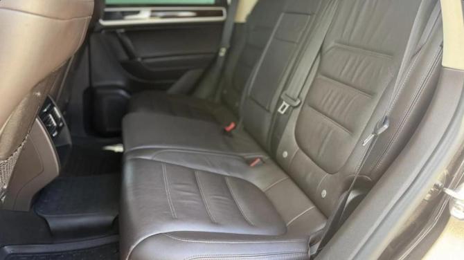 Volkswagen Touareg II Рестайлинг с пробегом 2015 года, цена 2 490 000 рублей, 284000 км, внедорожник, Автокод Объявления