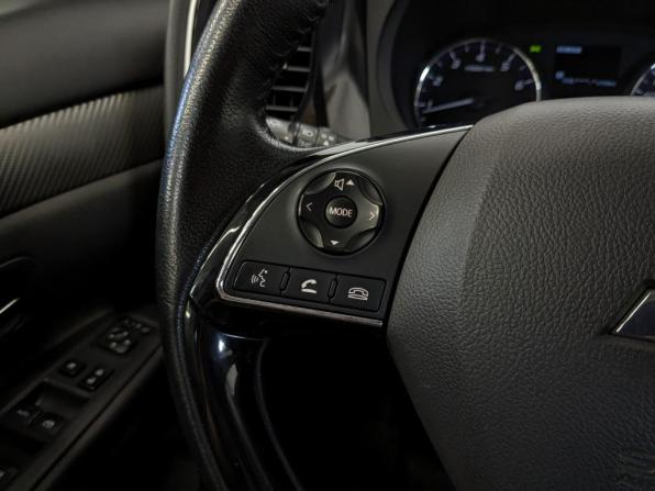 Mitsubishi Outlander III Рестайлинг 2 с пробегом 2018 года, цена 1 950 000 рублей, 117278 км, внедорожник, Автокод Объявления