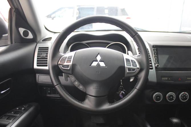 Mitsubishi Outlander II с пробегом 2008 года, цена 1 098 000 рублей, 211000 км, внедорожник, Автокод Объявления