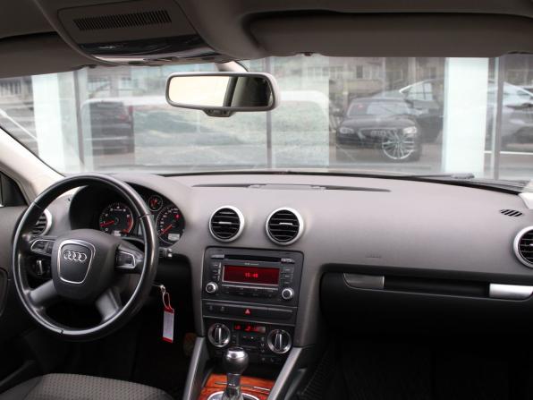Audi A3 II (8P) Рестайлинг 2 с пробегом 2011 года, цена 985 000 рублей, 116000 км, хэтчбек, Автокод Объявления