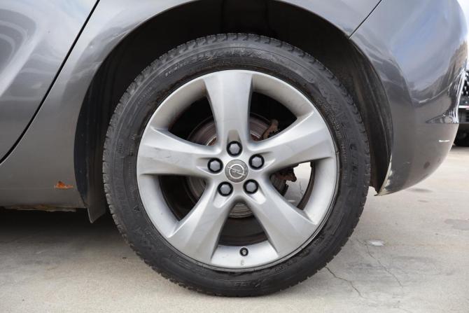 Opel Astra J с пробегом 2010 года, цена 479 000 рублей, 197000 км, хэтчбек, Автокод Объявления