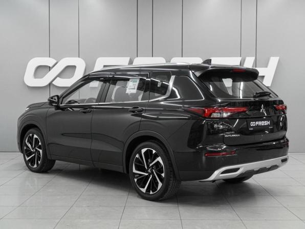 Mitsubishi Outlander IV с пробегом 2023 года, цена 4 200 000 рублей, 38244 км, внедорожник, Автокод Объявления