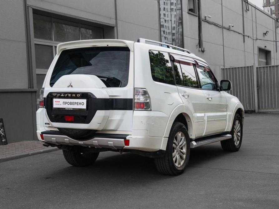 Mitsubishi Pajero IV Рестайлинг 2 Москва  - изображение 4
