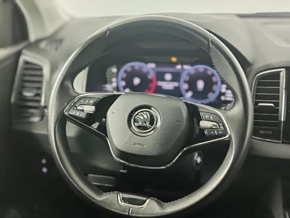 Skoda Karoq I с пробегом 2022 года, цена 2 549 000 рублей, 85227 км, внедорожник, Автокод Объявления