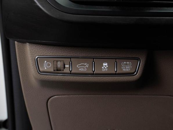 Kia K8 I с пробегом 2022 года, цена 4 400 000 рублей, 54336 км, седан, Автокод Объявления