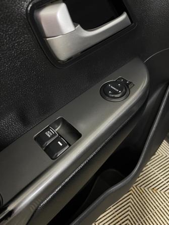 Kia Rio III Рестайлинг с пробегом 2017 года, цена 1 017 000 рублей, 168907 км, седан, Автокод Объявления