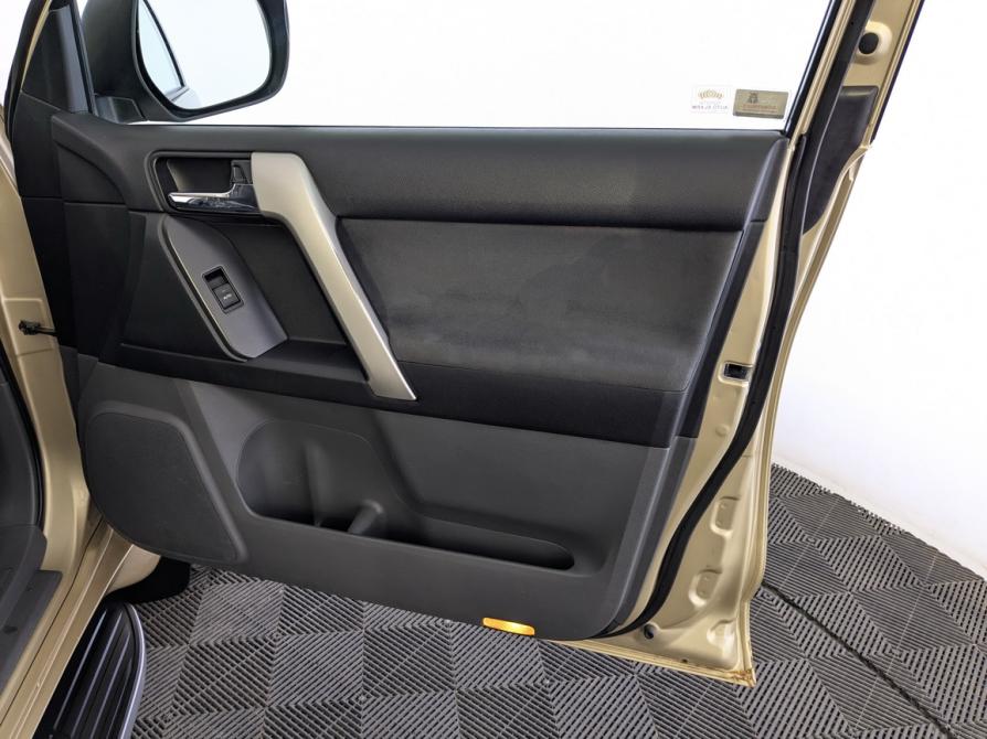 Toyota Land Cruiser Prado 150 Series Москва  - изображение 24