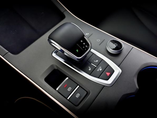 Omoda C5 I с пробегом 2023 года, цена 1 580 000 рублей, 81300 км, внедорожник, Автокод Объявления