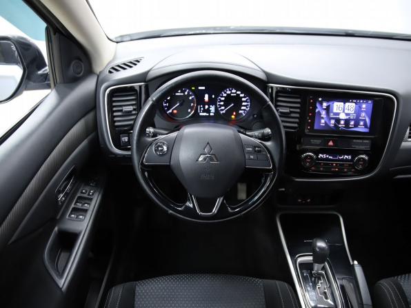 Mitsubishi Outlander III Рестайлинг 2 с пробегом 2018 года, цена 1 920 000 рублей, 173437 км, внедорожник, Автокод Объявления