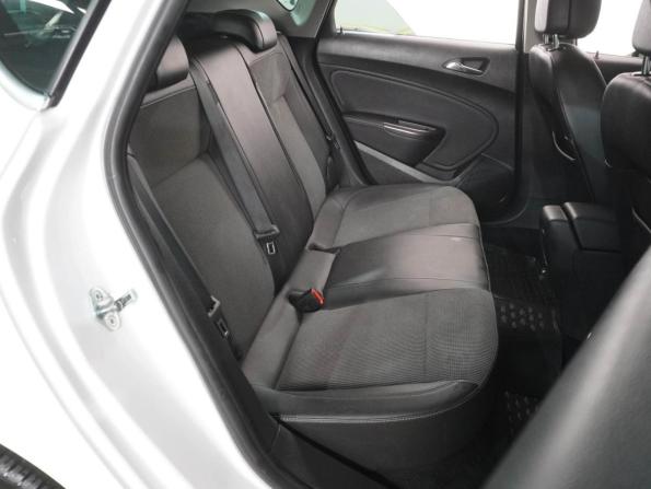 Opel Astra J с пробегом 2012 года, цена 874 000 рублей, 142554 км, хэтчбек, Автокод Объявления