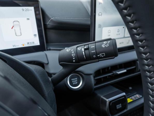 Toyota RAV4 VI (XA60) с пробегом 2026 года, цена 4 339 000 рублей, 35 км, внедорожник, Автокод Объявления