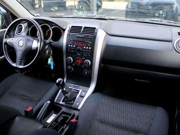 Suzuki Grand Vitara II Рестайлинг 2 с пробегом 2013 года, цена 1 350 000 рублей, 134408 км, внедорожник, Автокод Объявления