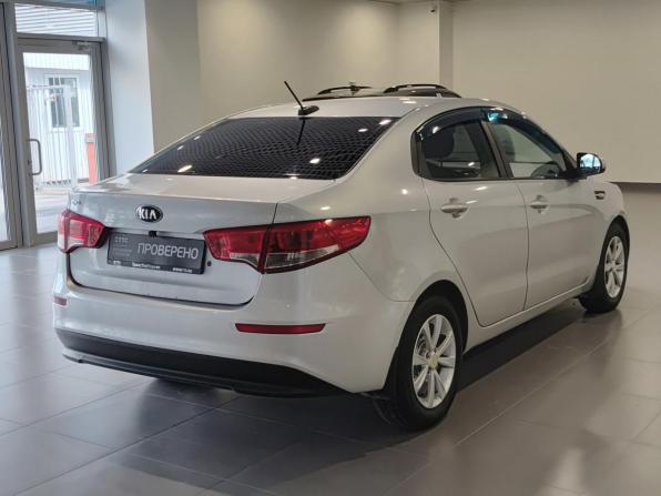 Kia Rio III Рестайлинг с пробегом 2017 года, цена 1 070 000 рублей, 103571 км, седан, Автокод Объявления