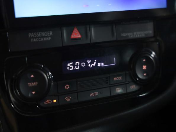 Mitsubishi Outlander III Рестайлинг 2 с пробегом 2017 года, цена 2 150 000 рублей, 54461 км, внедорожник, Автокод Объявления