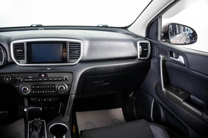 Kia Sportage IV Рестайлинг с пробегом 2019 года, цена 2 259 000 рублей, 170000 км, внедорожник, Автокод Объявления