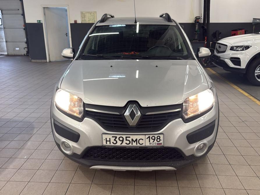 Renault Sandero II Санкт-Петербург  - изображение 1