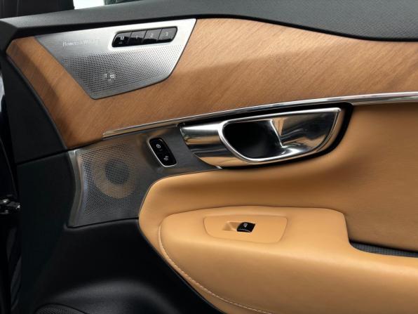 Volvo XC90 II с пробегом 2015 года, цена 3 600 000 рублей, 97207 км, внедорожник, Автокод Объявления