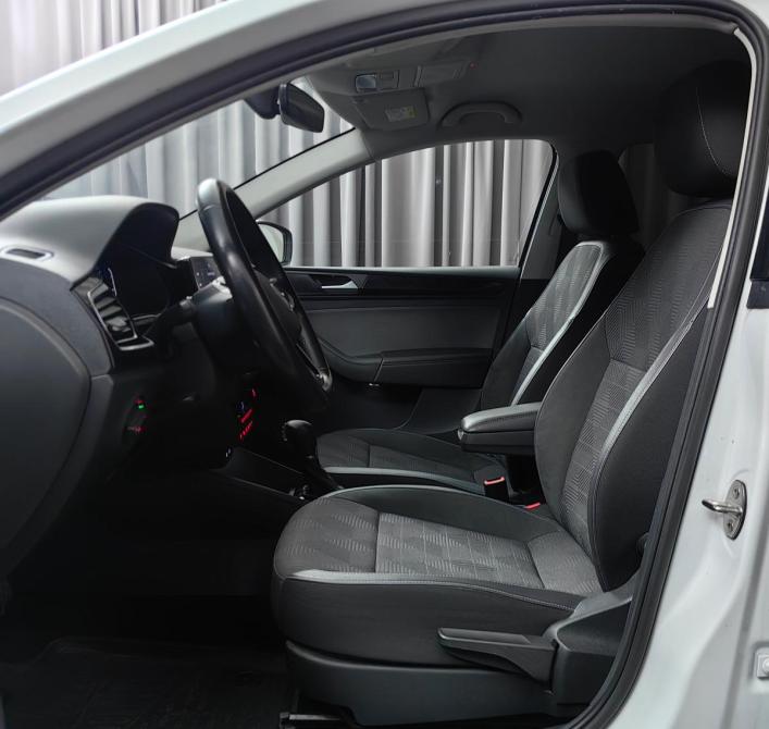 Volkswagen Polo VI Москва  - изображение 9