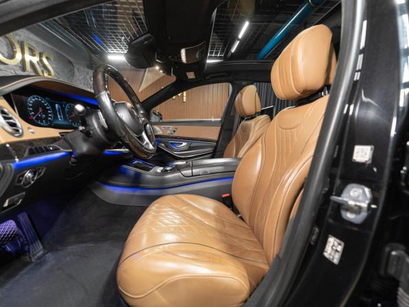 Mercedes-Benz Maybach S-Класс I (X222) Рестайлинг с пробегом 2018 года, цена 4 490 000 рублей, 158958 км, седан, Автокод Объявления
