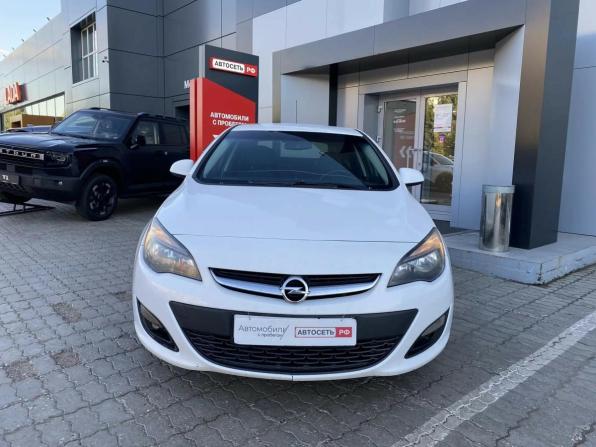 Opel Astra J Рестайлинг с пробегом 2014 года, цена 777 920 рублей, 181897 км, седан, Автокод Объявления
