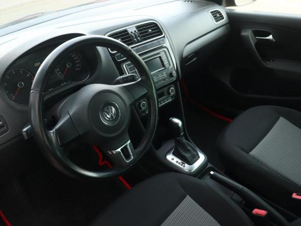 Volkswagen Polo V с пробегом 2014 года, цена 854 000 рублей, 122359 км, седан, Автокод Объявления