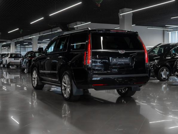 Cadillac Escalade IV с пробегом 2020 года, цена 5 190 000 рублей, 154519 км, внедорожник, Автокод Объявления