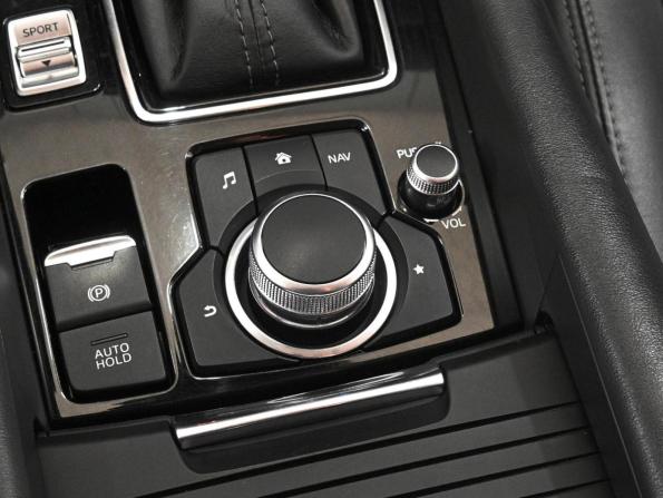 Mazda 6 III (GJ) Рестайлинг 2 с пробегом 2019 года, цена 2 379 000 рублей, 109120 км, седан, Автокод Объявления