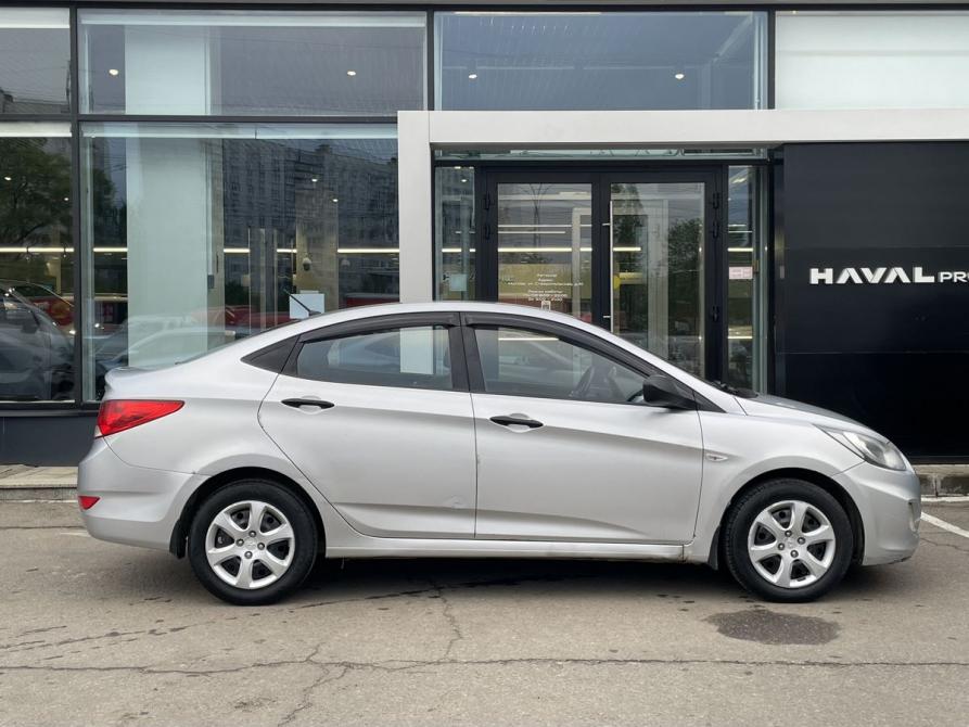 Hyundai Solaris I Москва  - изображение 4