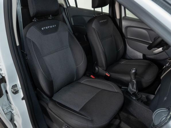 Renault Logan II Рестайлинг с пробегом 2019 года, цена 1 148 000 рублей, 94390 км, седан, Автокод Объявления