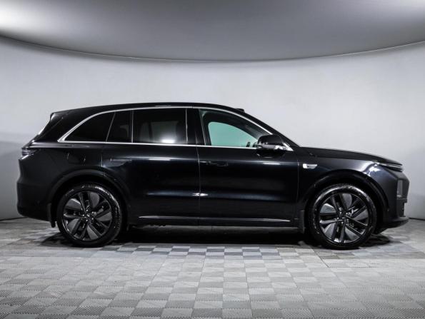 Li Auto (Lixiang) L6 с пробегом 2024 года, цена 6 290 000 рублей, 22240 км, внедорожник, Автокод Объявления