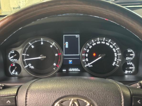 Toyota Land Cruiser 200 Series Рестайлинг 2 с пробегом 2017 года, цена 6 400 000 рублей, 132890 км, внедорожник, Автокод Объявления