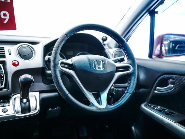 Honda Stream II Рестайлинг с пробегом 2009 года, цена 1 199 000 рублей, 119117 км, минивэн, Автокод Объявления