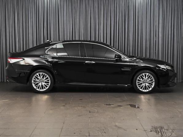 Toyota Camry VIII (XV70) с пробегом 2020 года, цена 3 430 000 рублей, 112283 км, седан, Автокод Объявления