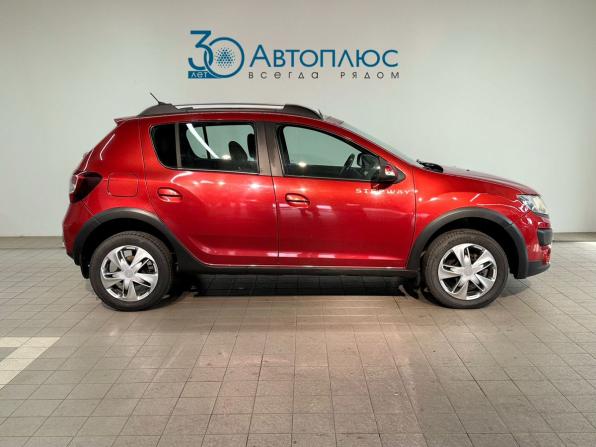 Renault Sandero II с пробегом 2017 года, цена 660 000 рублей, 148023 км, хэтчбек, Автокод Объявления