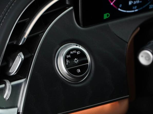 Mercedes-Benz E-Класс V (W213 S213 C238) Рестайлинг с пробегом 2024 года, цена 6 615 000 рублей, 14652 км, седан, Автокод Объявления