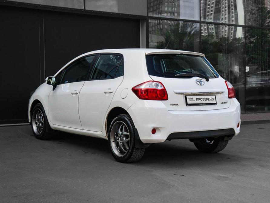 Toyota Auris I Рестайлинг Москва  - изображение 7