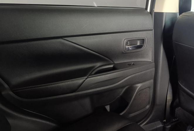 Mitsubishi Outlander III с пробегом 2014 года, цена 1 400 000 рублей, 218940 км, внедорожник, Автокод Объявления