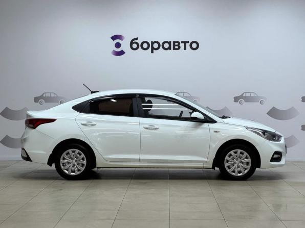 Hyundai Solaris II с пробегом 2019 года, цена 1 260 000 рублей, 118879 км, седан, Автокод Объявления