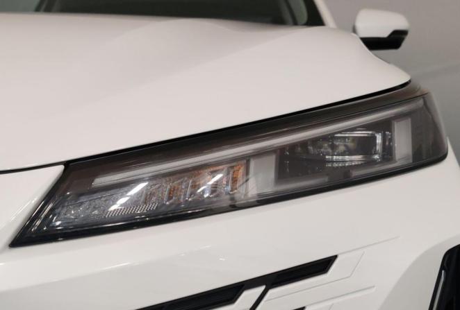 Changan Lamore с пробегом 2023 года, цена 2 290 000 рублей, 43885 км, седан, Автокод Объявления
