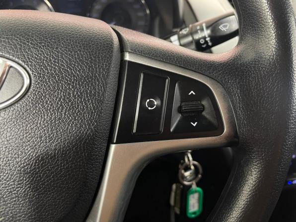 Hyundai Solaris I с пробегом 2013 года, цена 699 000 рублей, 164000 км, седан, Автокод Объявления