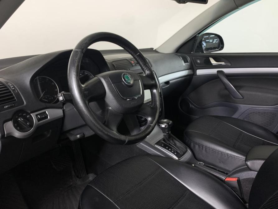Skoda Octavia II (A5) Рестайлинг Москва  - изображение 12