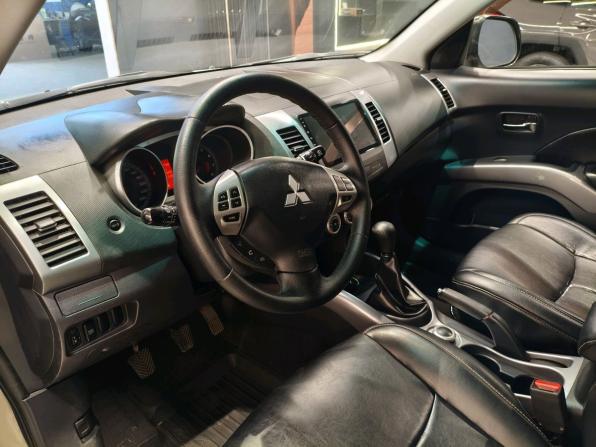 Mitsubishi Outlander II с пробегом 2008 года, цена 1 009 000 рублей, 210000 км, внедорожник, Автокод Объявления
